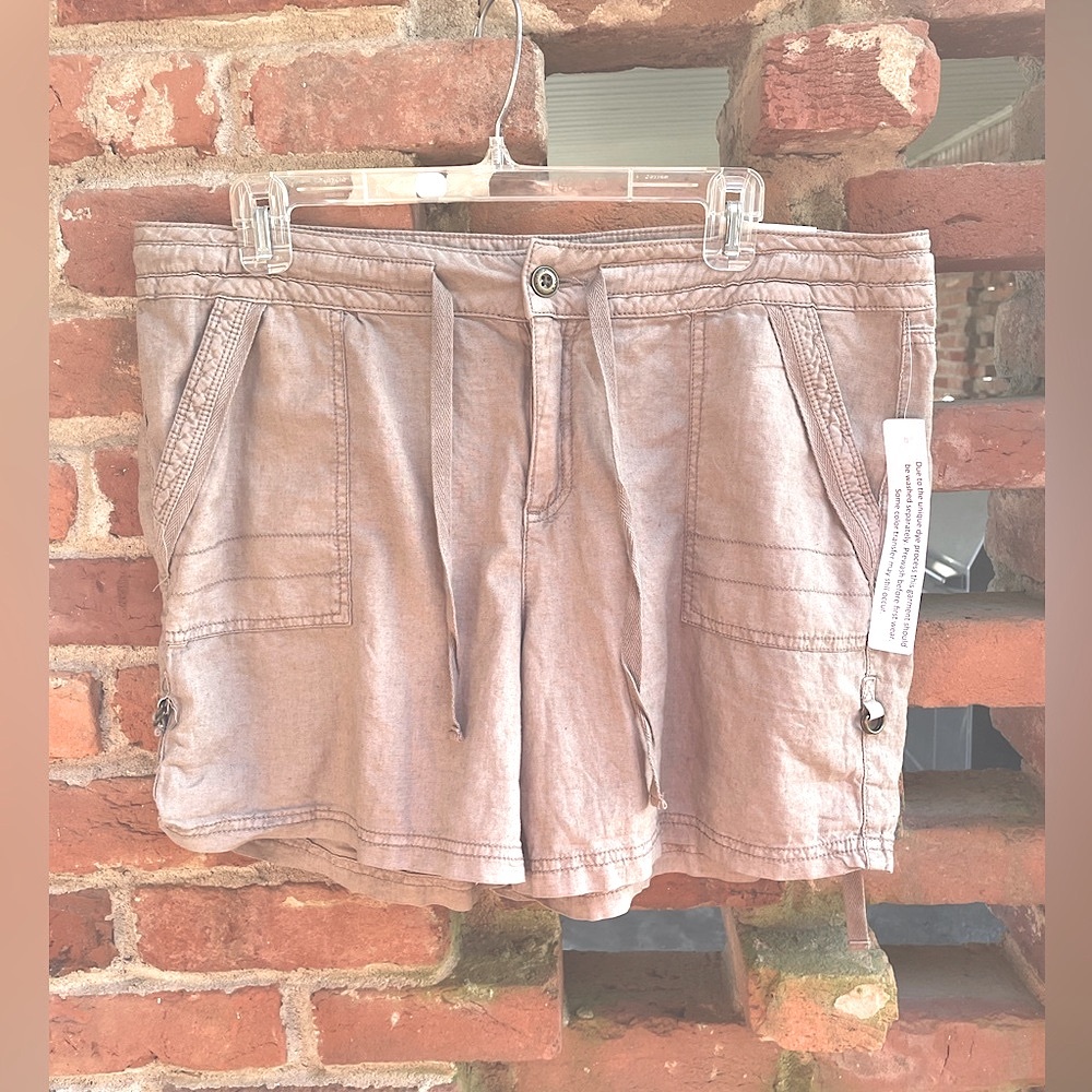 NEW MAURICES Linen SHORTS